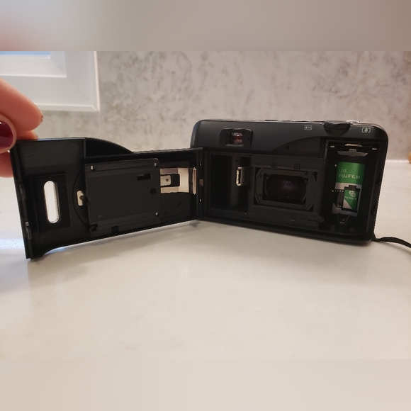 Fuji Discovery S700 Zoom Date - Picture 14 of 16